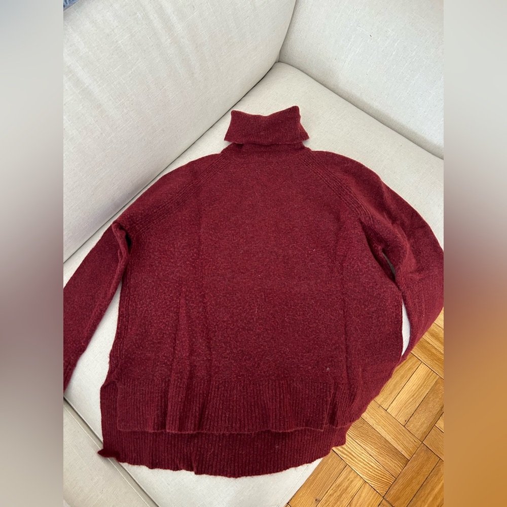 J.Crew Side Slit Supersoft Turtleneck Sweater in Maroon, Merino Wool Blend